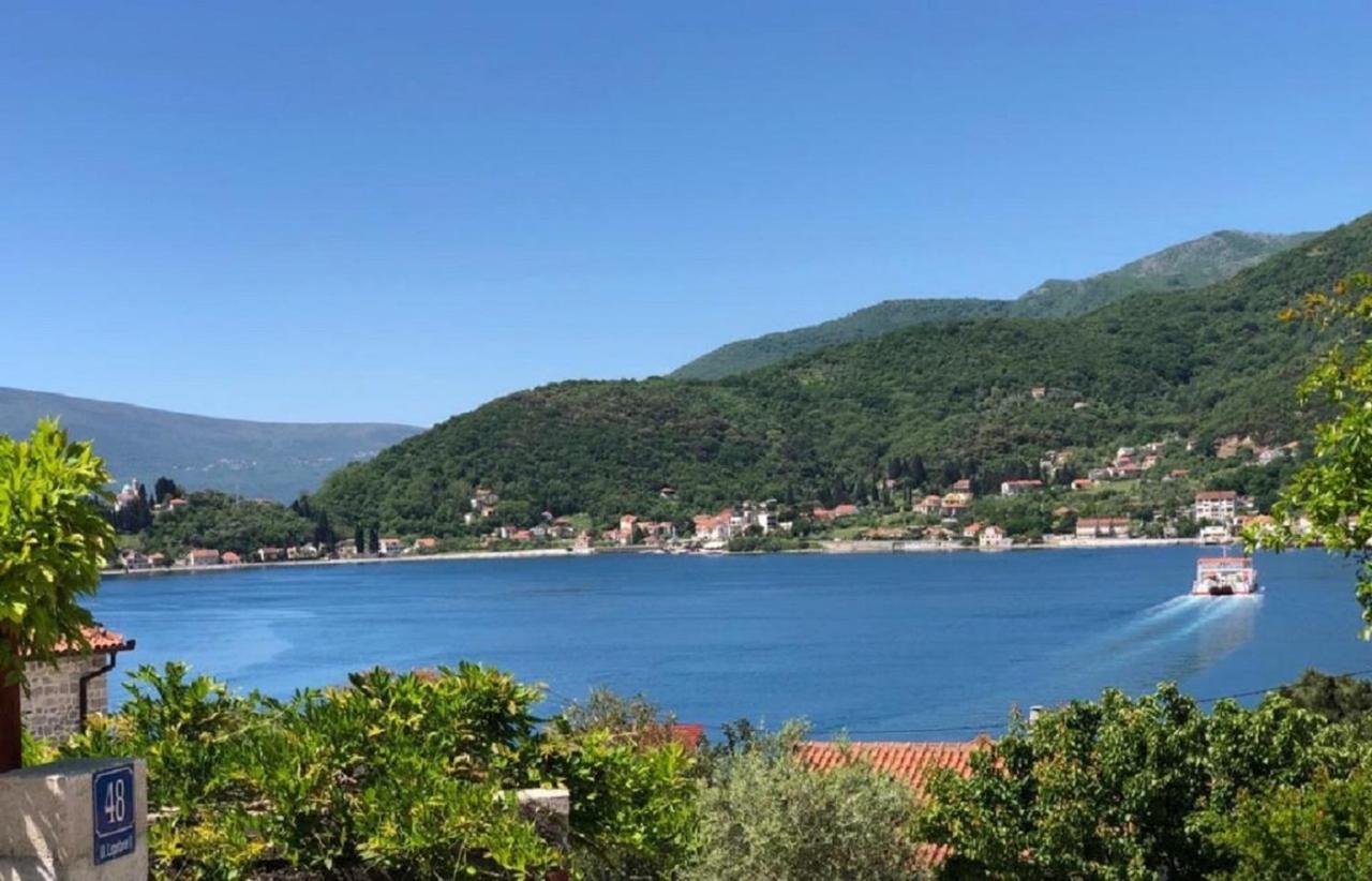 Apartments Todorovic Tivat Luaran gambar